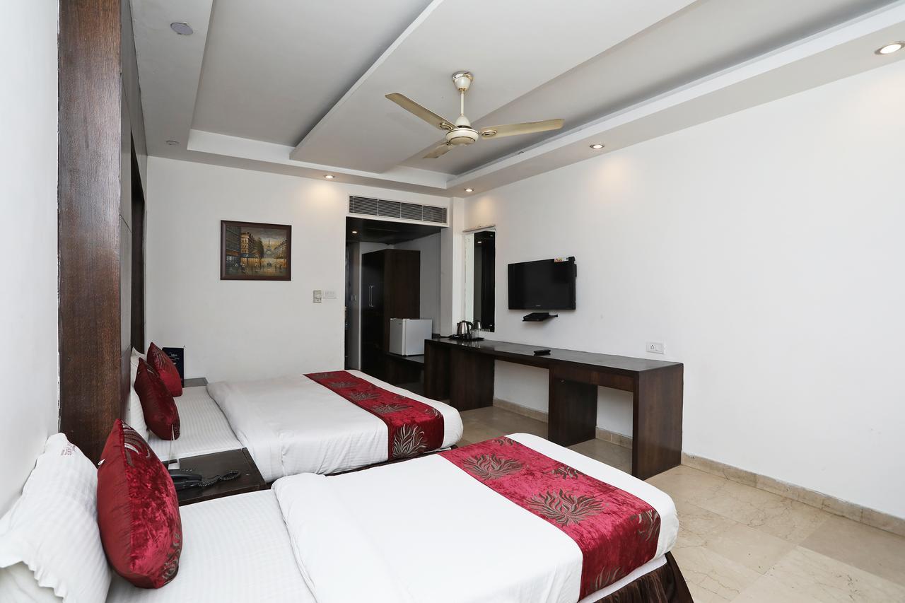 Hotel City Height - Delhi Ncr Id Not Accepted 新德里 外观 照片